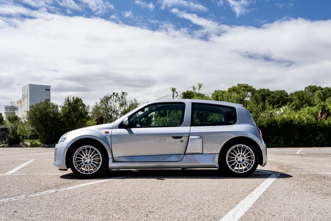 2001 Renault Clio 2nd Gen - Image 5 of 31