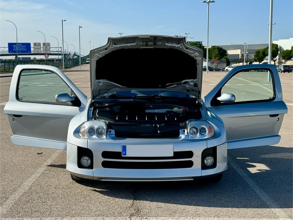 2001 Renault Clio 2nd Gen - Image 11 of 31