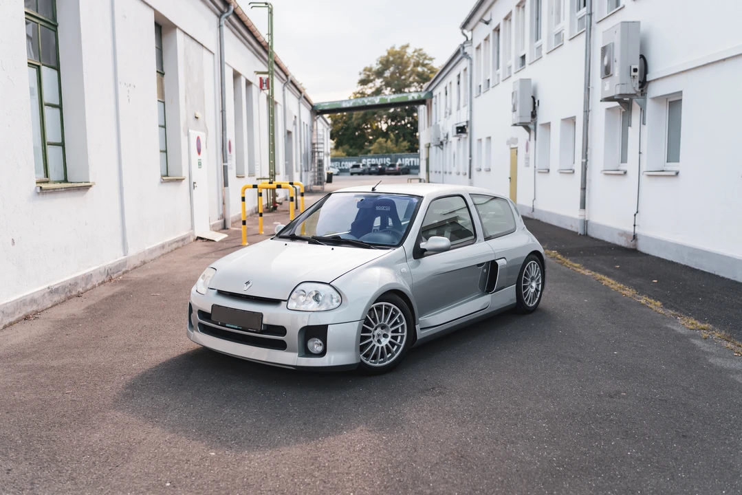 2001 Renault Clio 2nd Gen - Image 14 of 31