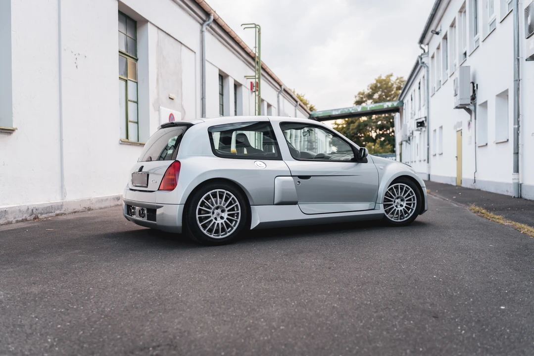 2001 Renault Clio 2nd Gen - Image 5 of 31
