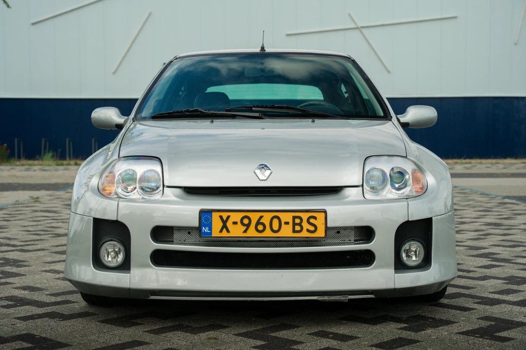 2001 Renault Clio 2nd Gen - Image 10 of 31