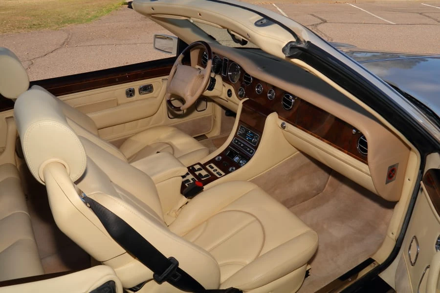 2001 Rolls-Royce Corniche Series V - Image 24 of 31
