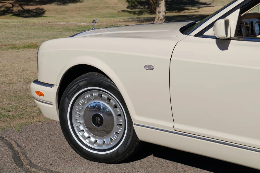 2001 Rolls-Royce Corniche Series V - Image 16 of 31