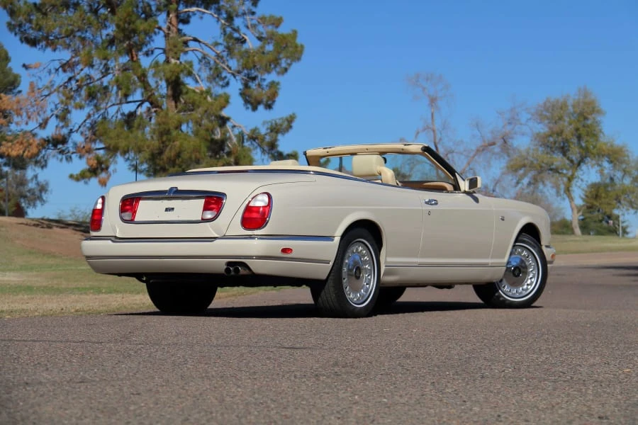 2001 Rolls-Royce Corniche Series V - Image 3 of 31