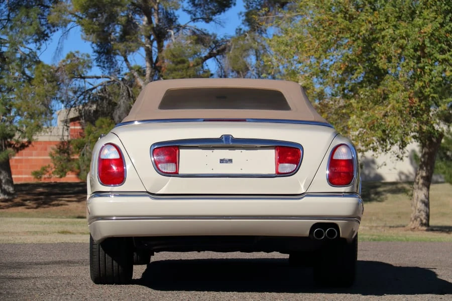 2001 Rolls-Royce Corniche Series V - Image 5 of 31