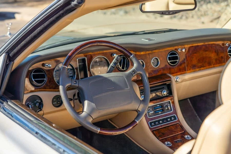 2001 Rolls-Royce Corniche Series V - Image 17 of 31