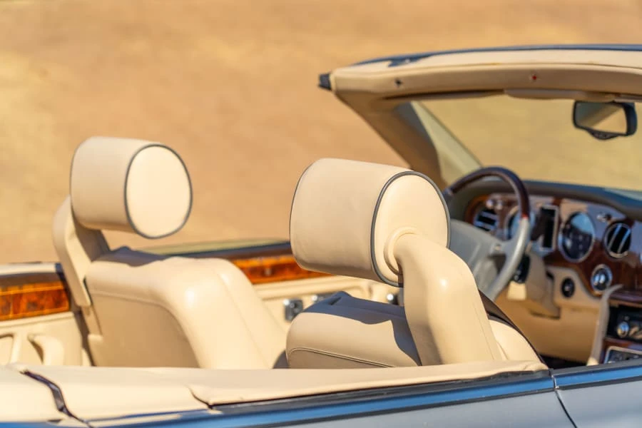 2001 Rolls-Royce Corniche Series V - Image 24 of 31
