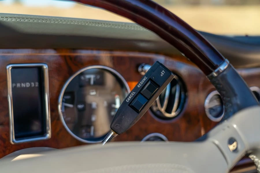 2001 Rolls-Royce Corniche Series V - Image 26 of 31