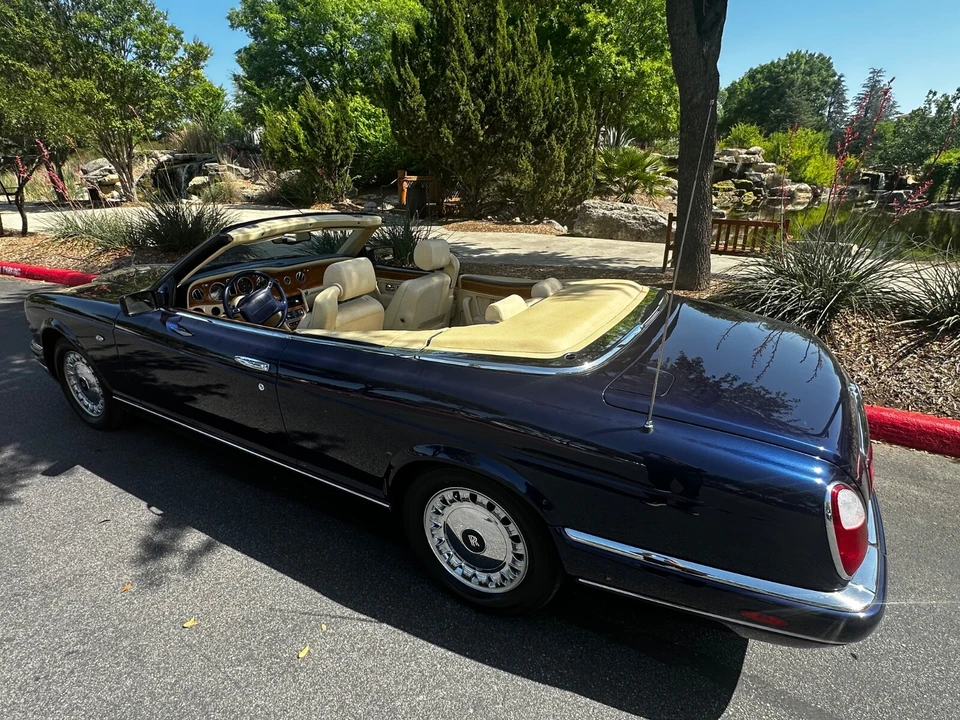 2001 Rolls-Royce Corniche Series V - Image 10 of 21