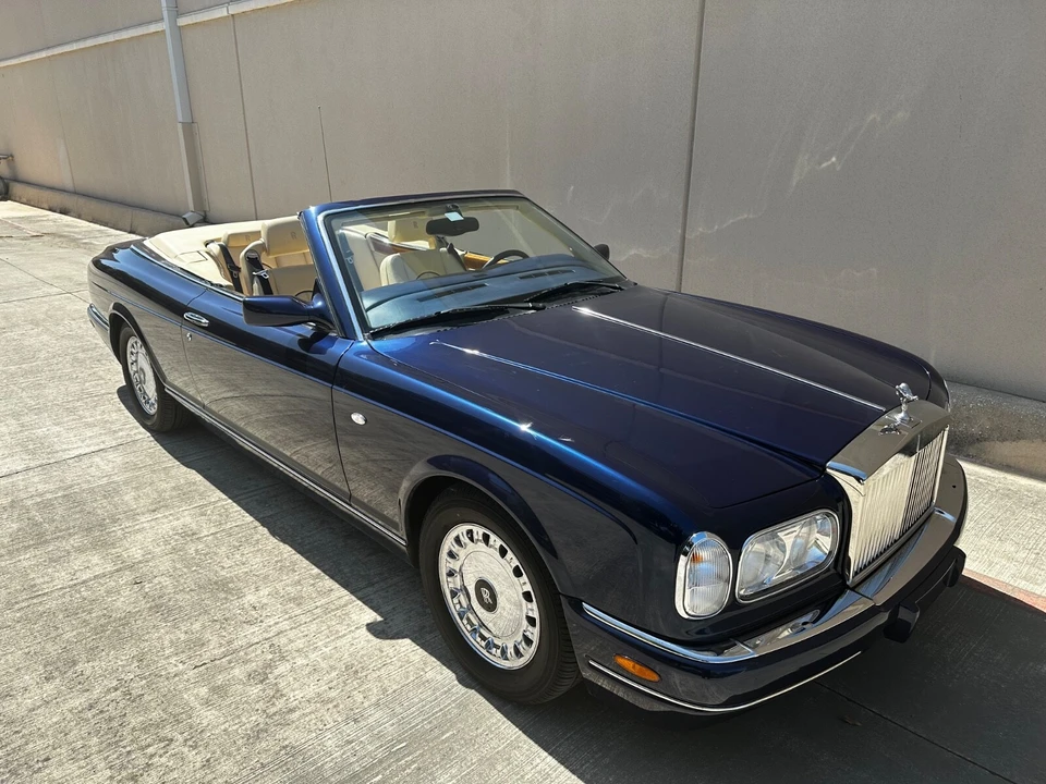 2001 Rolls-Royce Corniche Series V - Image 11 of 21