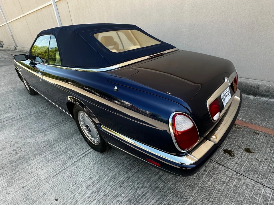 2001 Rolls-Royce Corniche Series V - Image 17 of 21