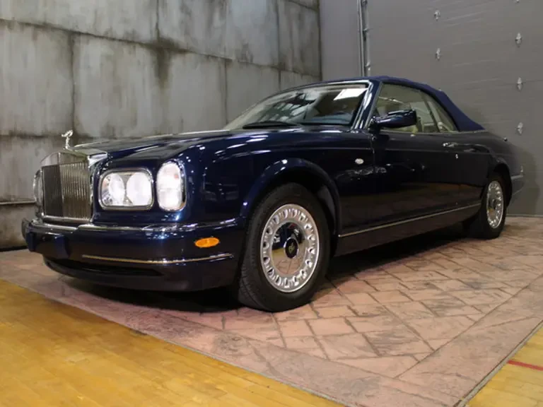 2001 Rolls-Royce Corniche Series V - Image 3 of 10