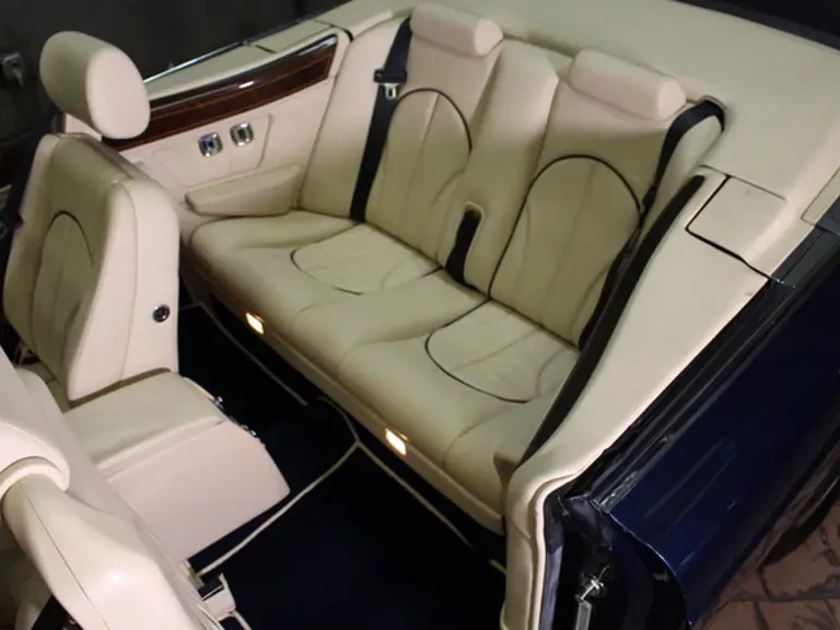 2001 Rolls-Royce Corniche Series V - Image 8 of 10