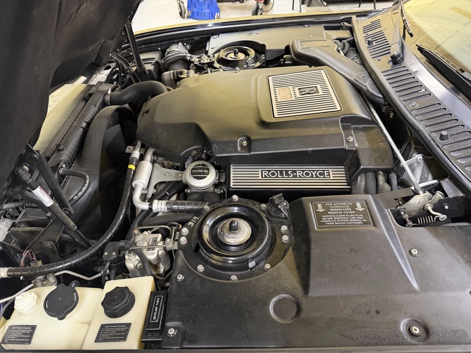 2001 Rolls-Royce Corniche Series V - Image 15 of 16