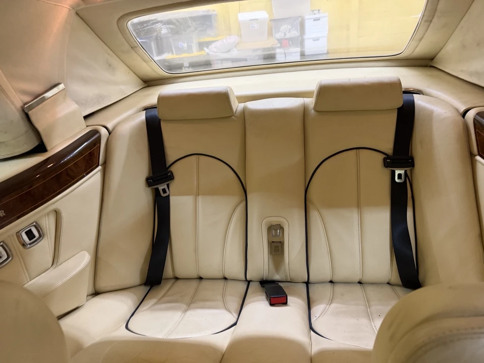 2001 Rolls-Royce Corniche Series V - Image 12 of 16