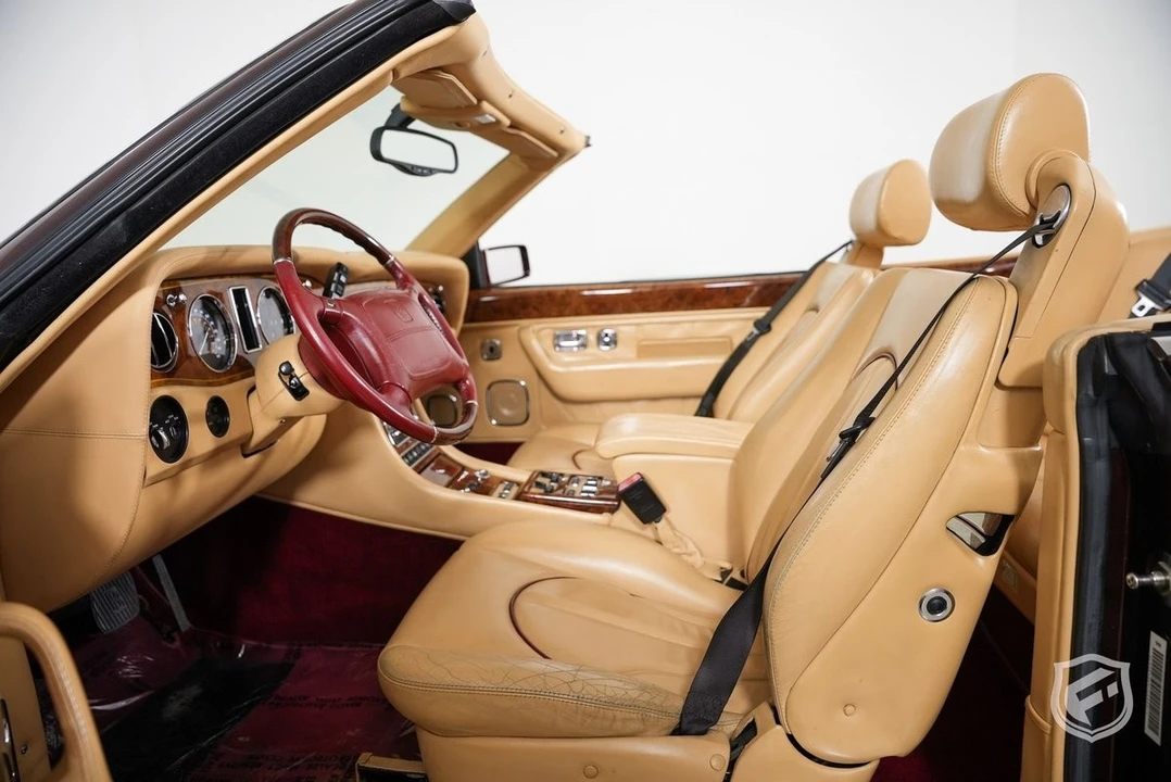 2001 Rolls-Royce Corniche Series V - Image 15 of 31