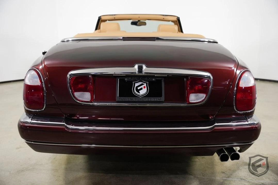 2001 Rolls-Royce Corniche Series V - Image 8 of 31