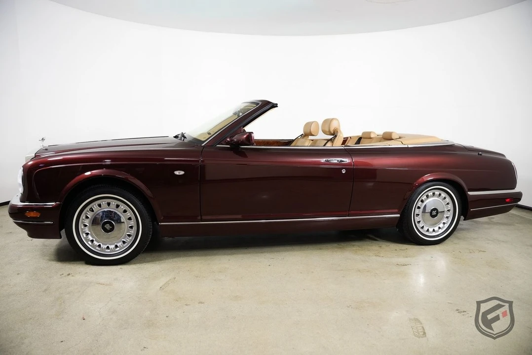 2001 Rolls-Royce Corniche Series V - Image 6 of 31