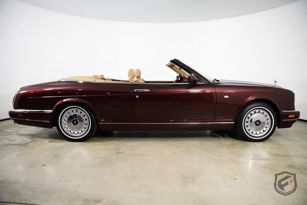 2001 Rolls-Royce Corniche Series V - Image 10 of 31