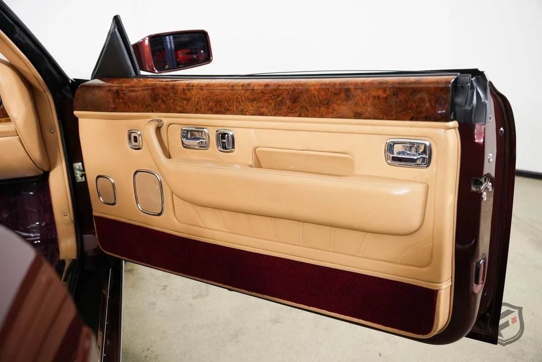 2001 Rolls-Royce Corniche Series V - Image 27 of 31
