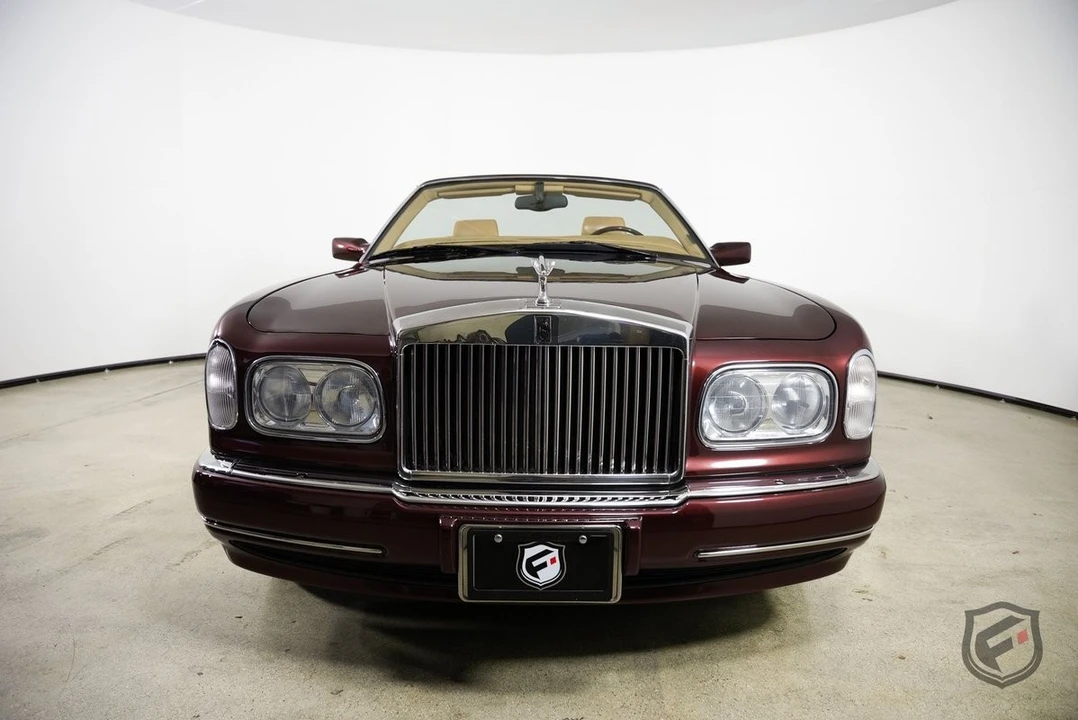 2001 Rolls-Royce Corniche Series V - Image 3 of 31