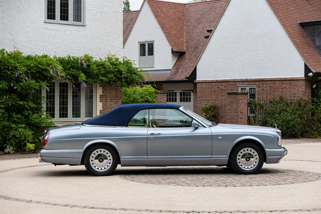 2001 Rolls-Royce Corniche Series V - Image 16 of 31