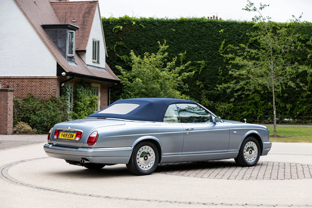 2001 Rolls-Royce Corniche Series V - Image 6 of 31