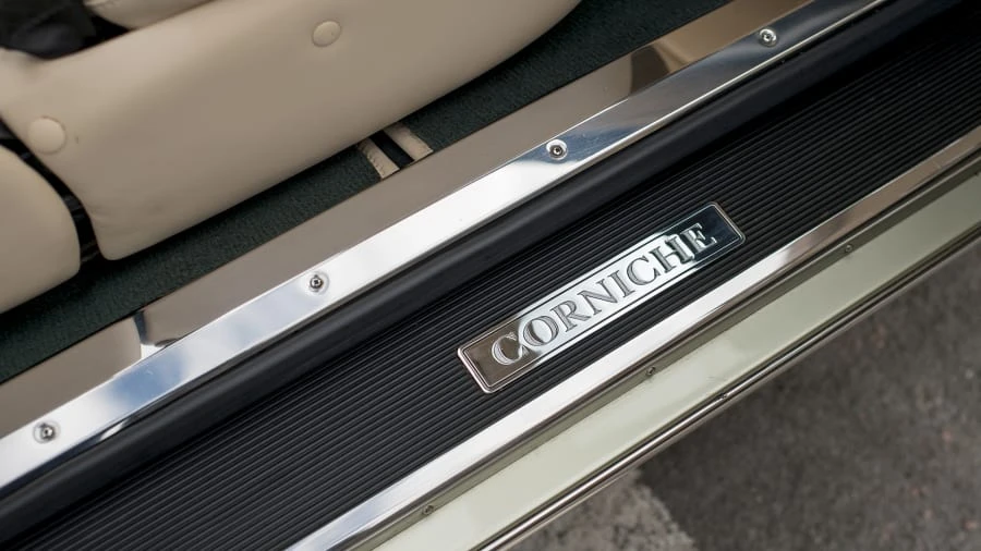 2001 Rolls-Royce Corniche Series V - Image 10 of 20