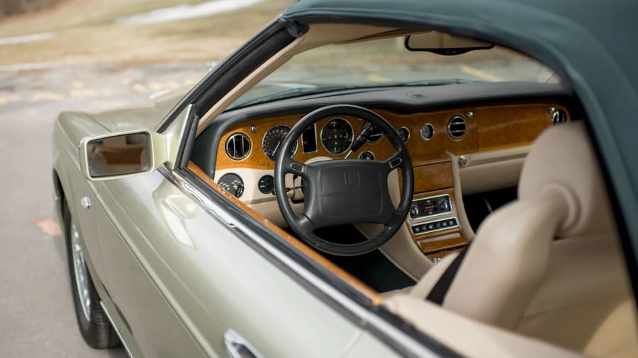 2001 Rolls-Royce Corniche Series V - Image 15 of 20