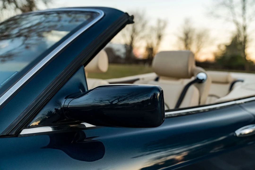2001 Rolls-Royce Corniche Series V - Image 12 of 31