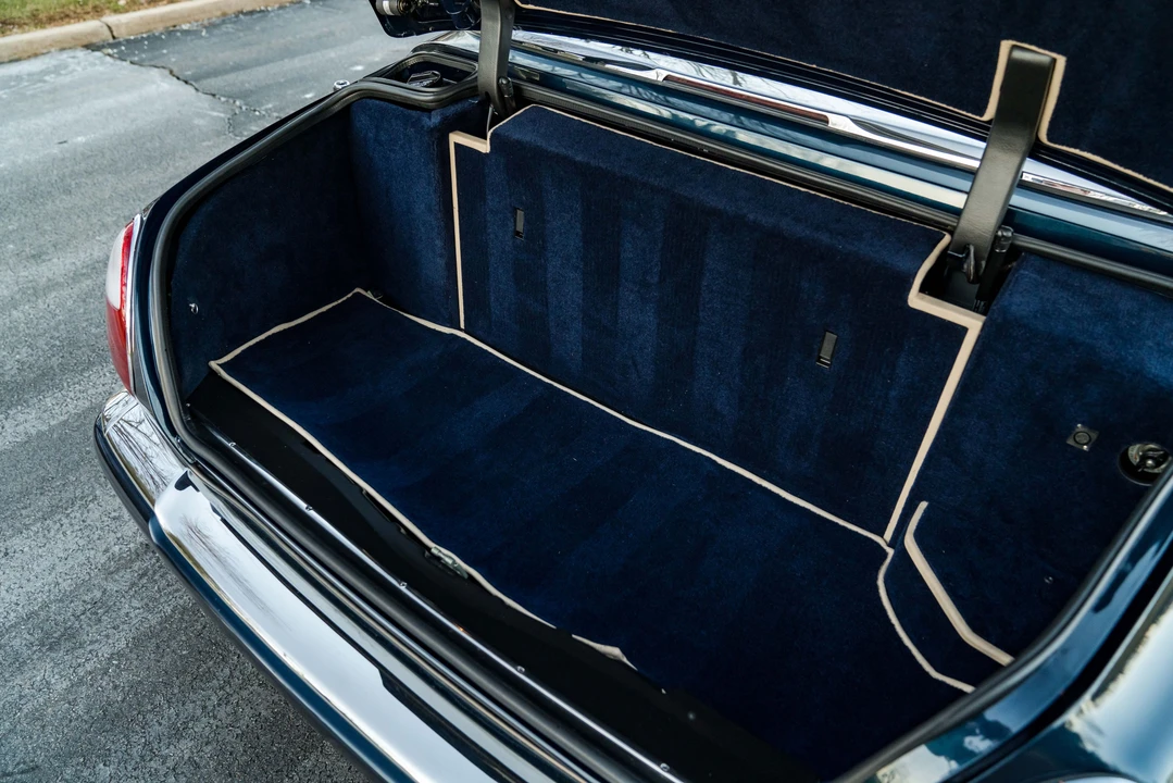 2001 Rolls-Royce Corniche Series V - Image 20 of 31