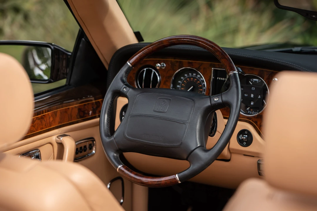 2001 Rolls-Royce Corniche Series V - Image 22 of 31