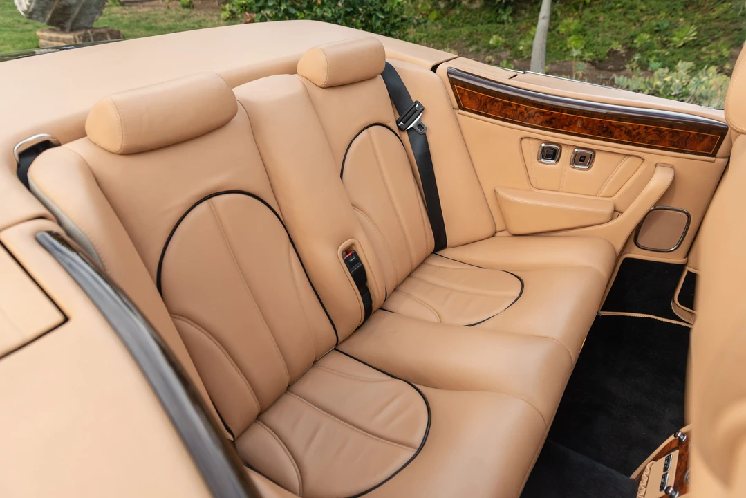 2001 Rolls-Royce Corniche Series V - Image 18 of 31