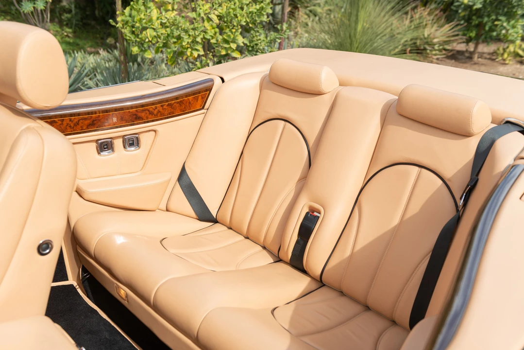 2001 Rolls-Royce Corniche Series V - Image 20 of 31