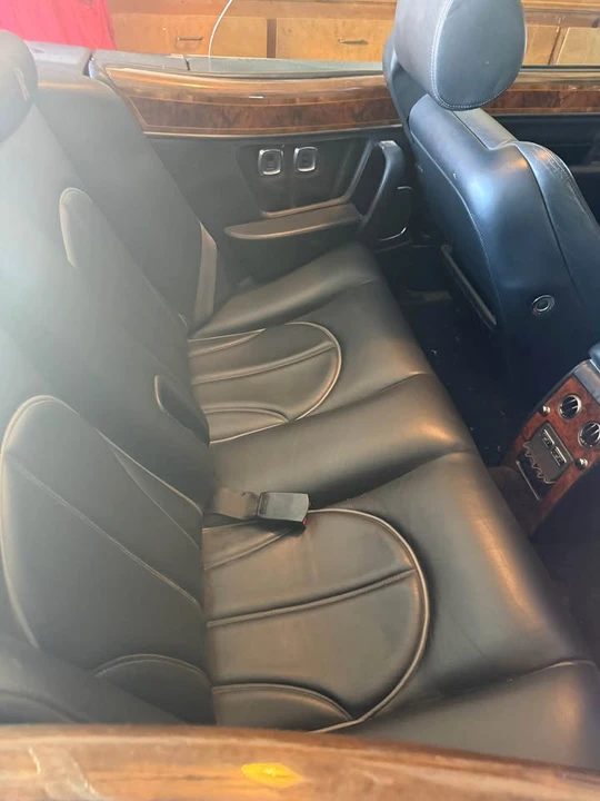 2001 Rolls-Royce Corniche Series V - Image 6 of 14