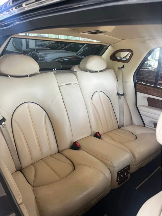 2001 Rolls-Royce Silver Spur & Spirit - Image 8 of 8