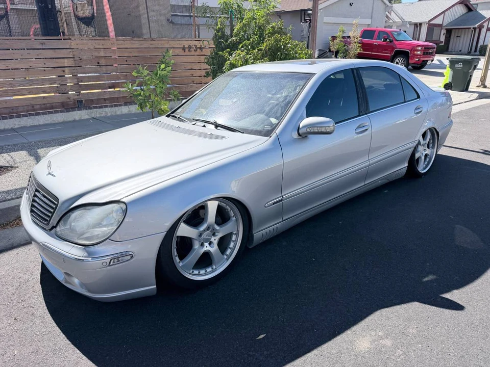 2001 Mercedes-Benz W220 S-Class - Image 2 of 5