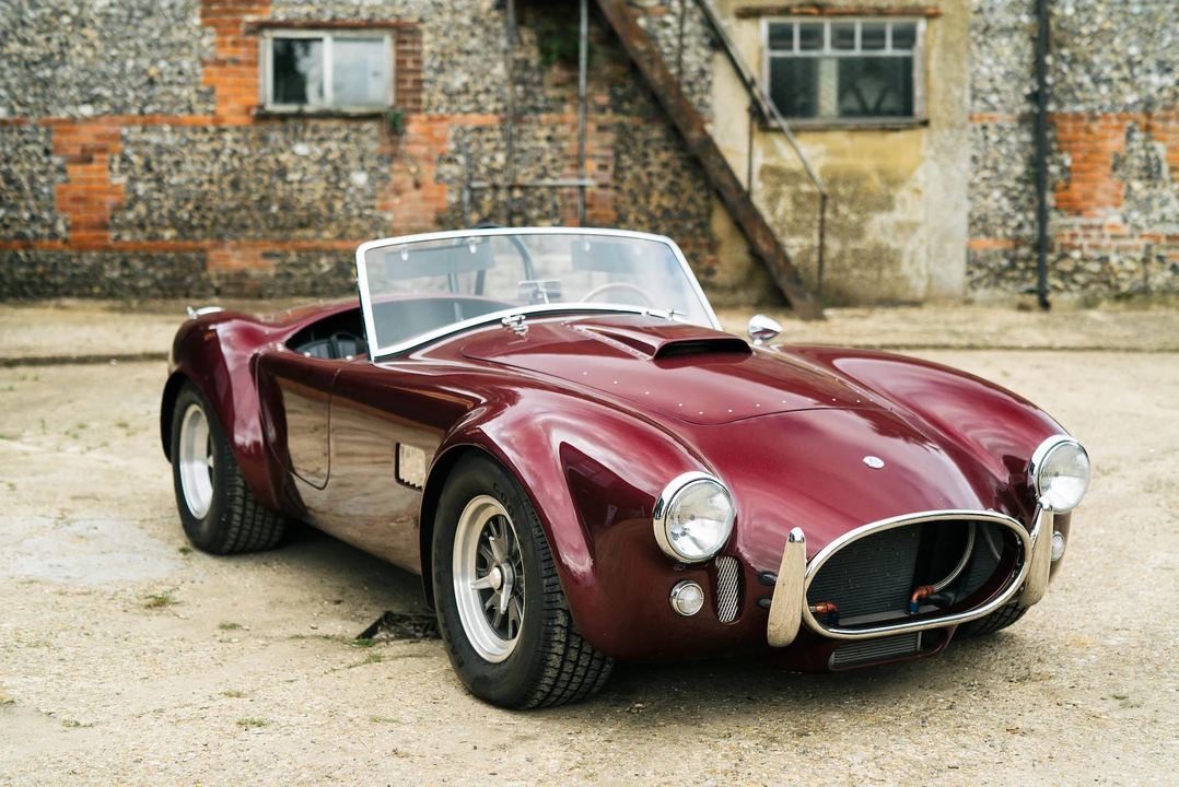 2001 Superformance - Image 20 of 31