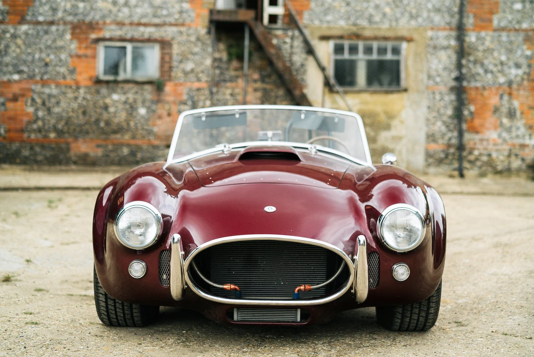 2001 Superformance - Image 23 of 31