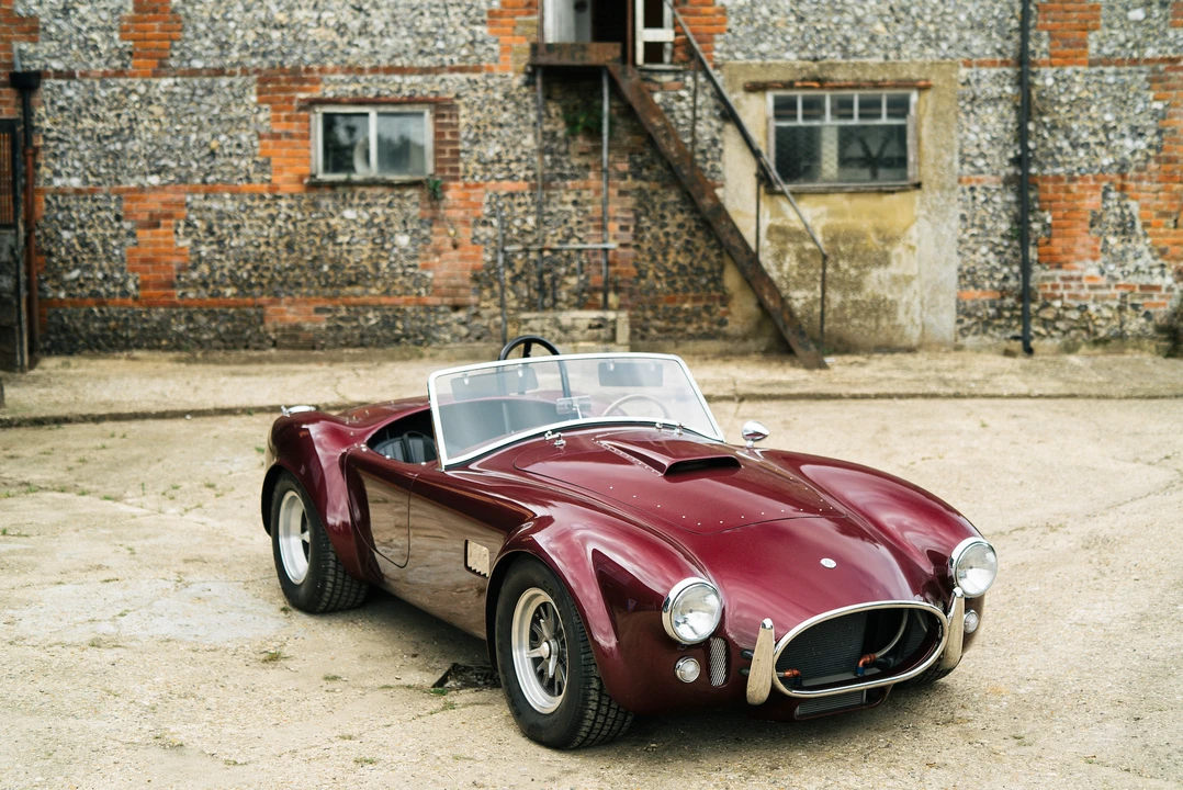 2001 Superformance - Image 21 of 31