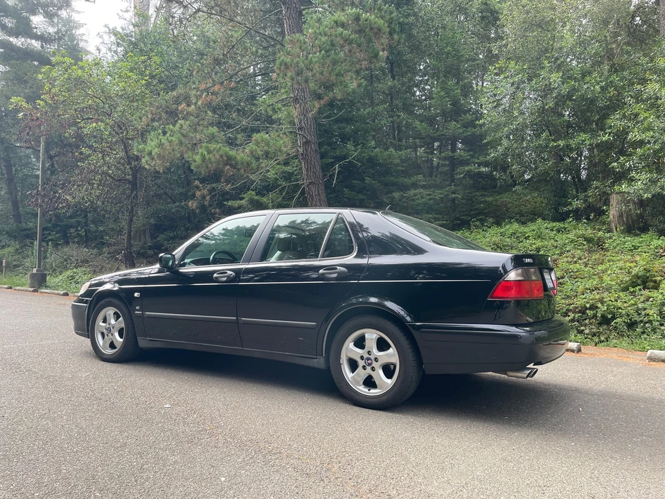 2001 Saab 9-5 1st Gen - Image 10 of 31