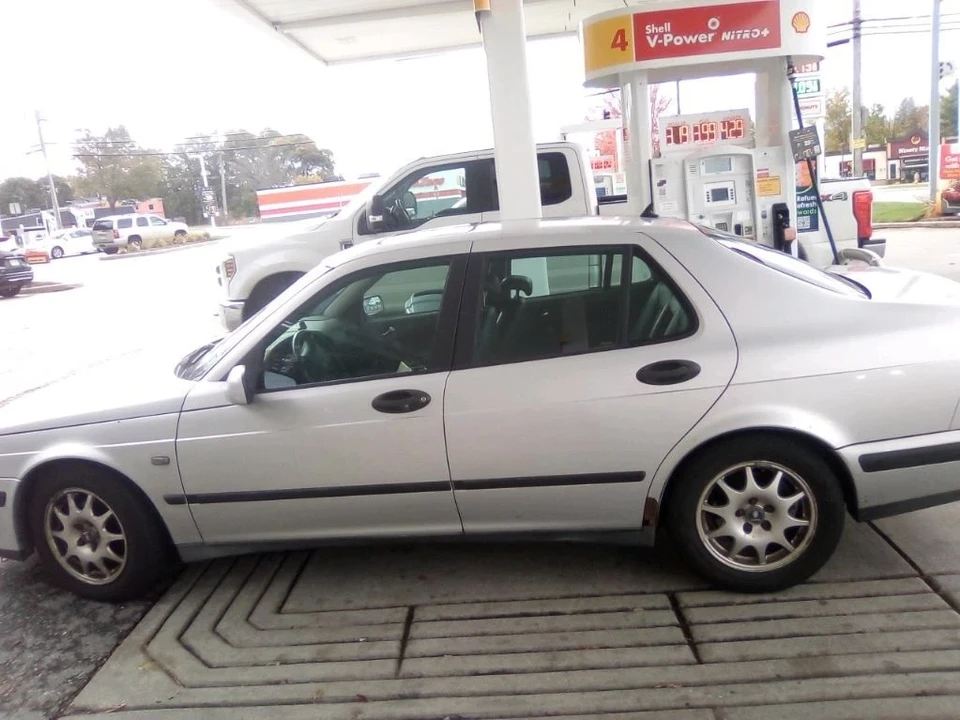 2001 Saab 9-5 1st Gen - Image 18 of 19