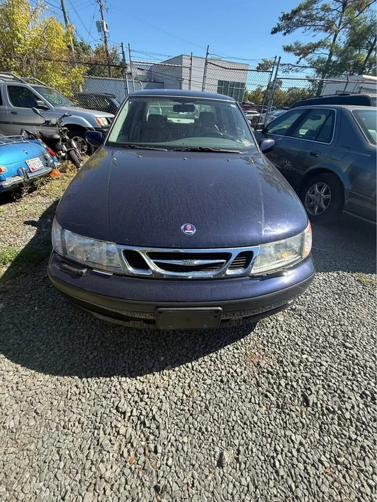 2001 Saab 9-5 1st Gen - Image 2 of 20