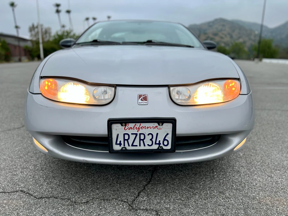 2001 Saturn - Image 25 of 31