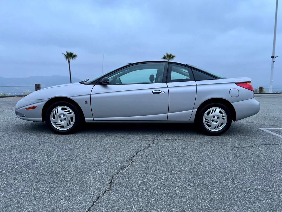 2001 Saturn - Image 10 of 31