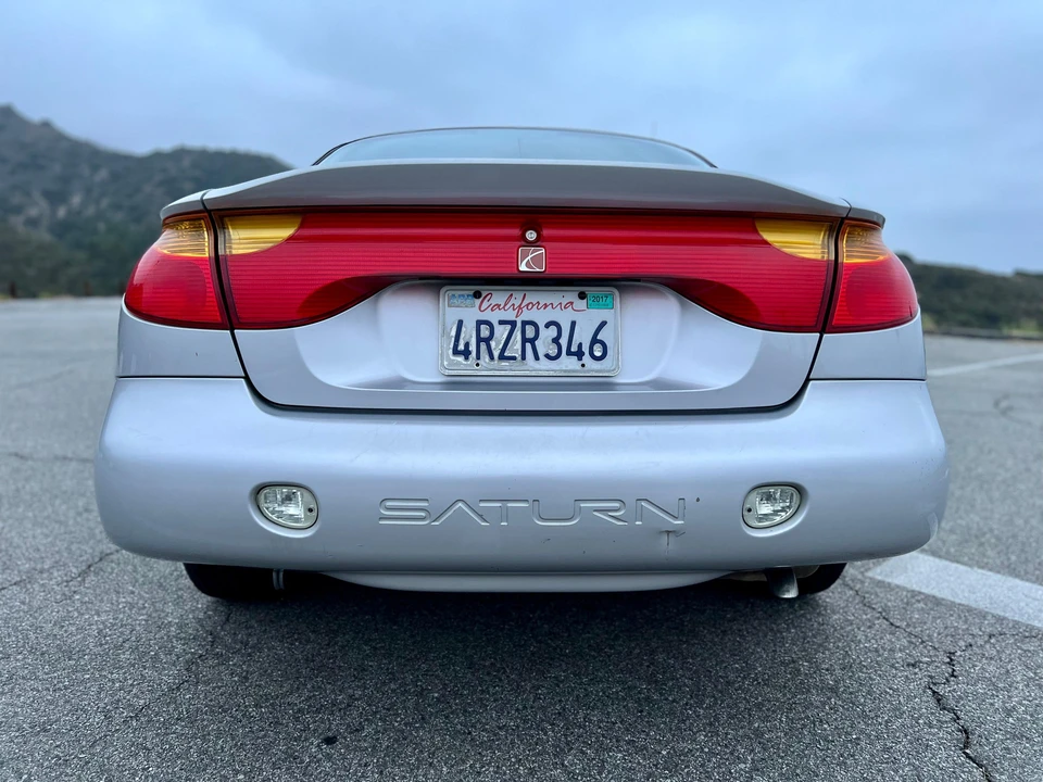 2001 Saturn - Image 15 of 31