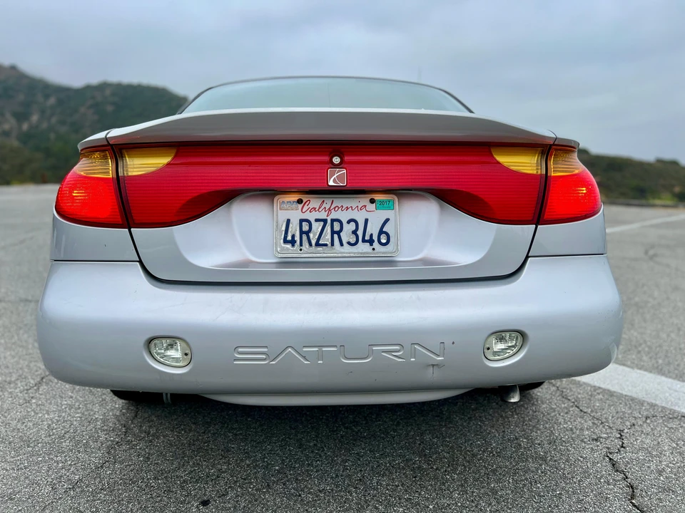 2001 Saturn - Image 30 of 31