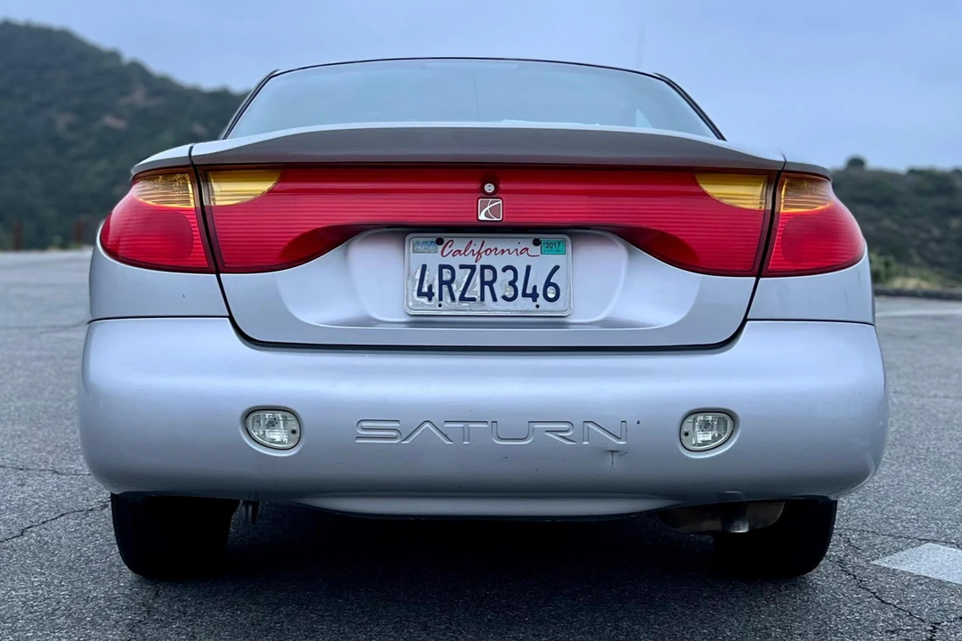 2001 Saturn - Image 5 of 31
