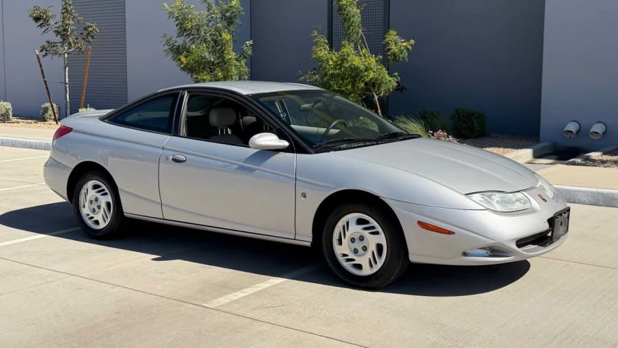2001 Saturn - Image 6 of 16