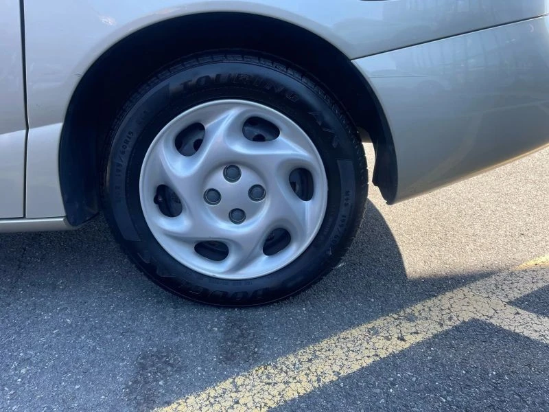 2001 Saturn - Image 7 of 12